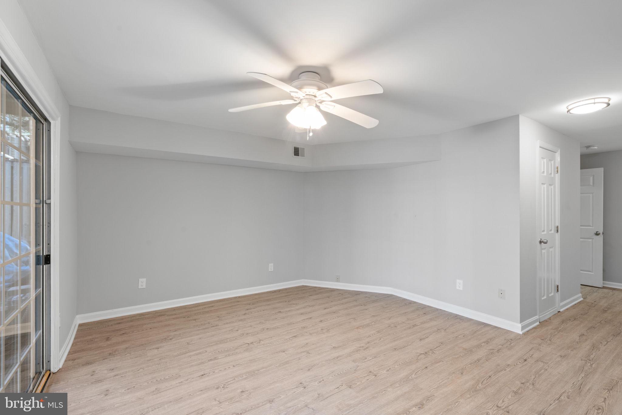 14736 Green Park Way