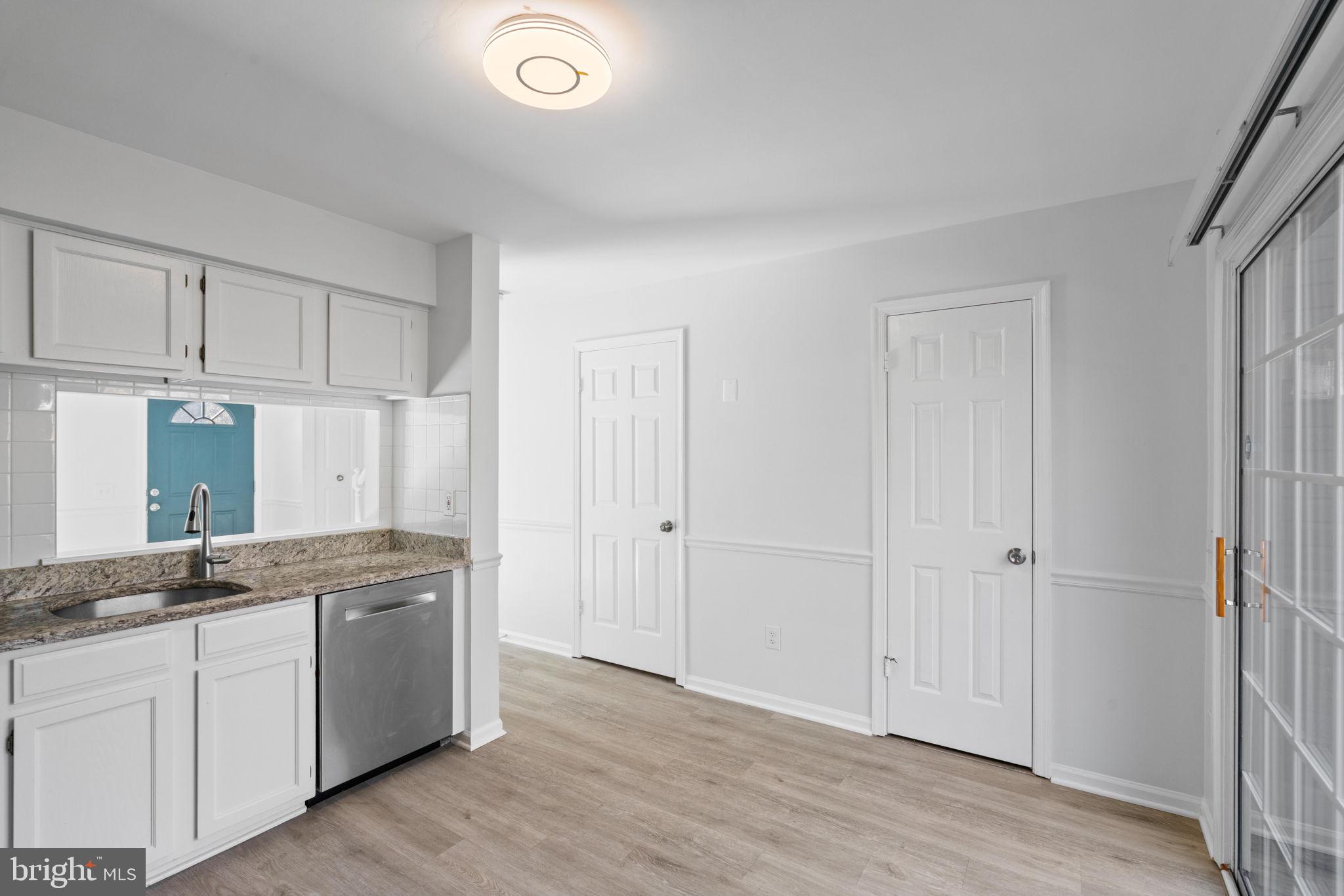 14736 Green Park Way