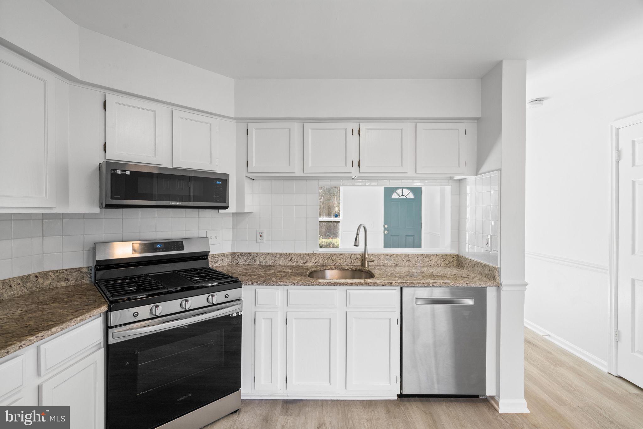 14736 Green Park Way