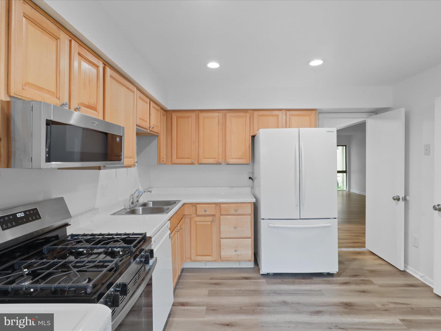 11627 Newbridge Ct