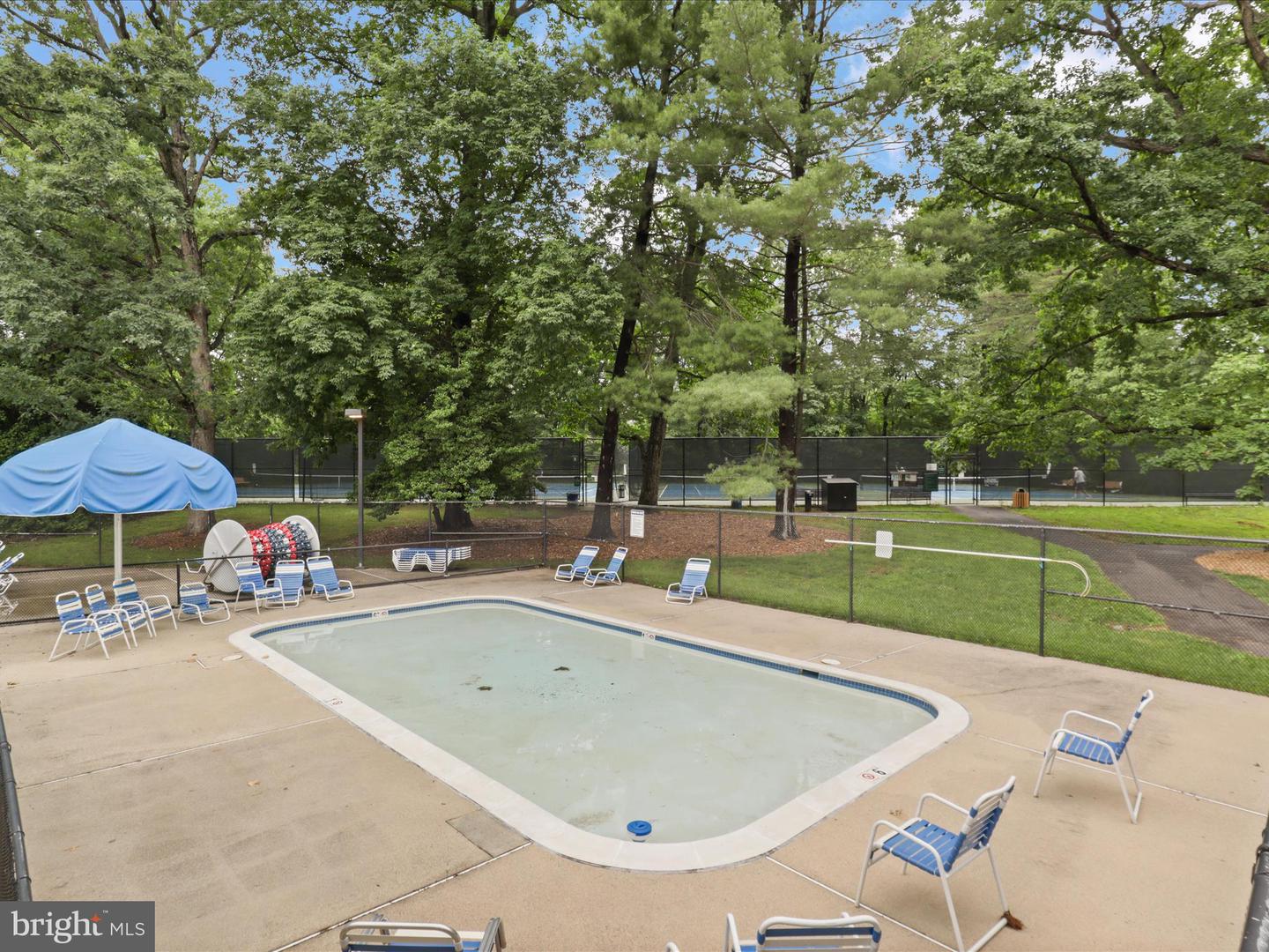 11627 Newbridge Ct