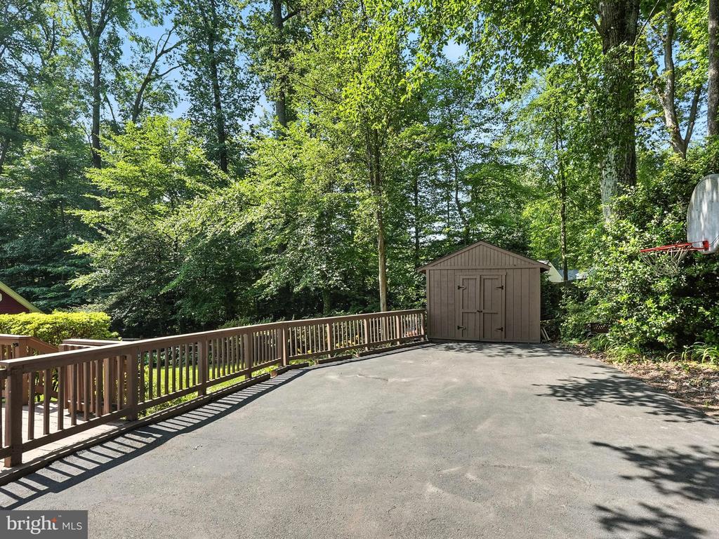 8201 Briar Creek Dr
