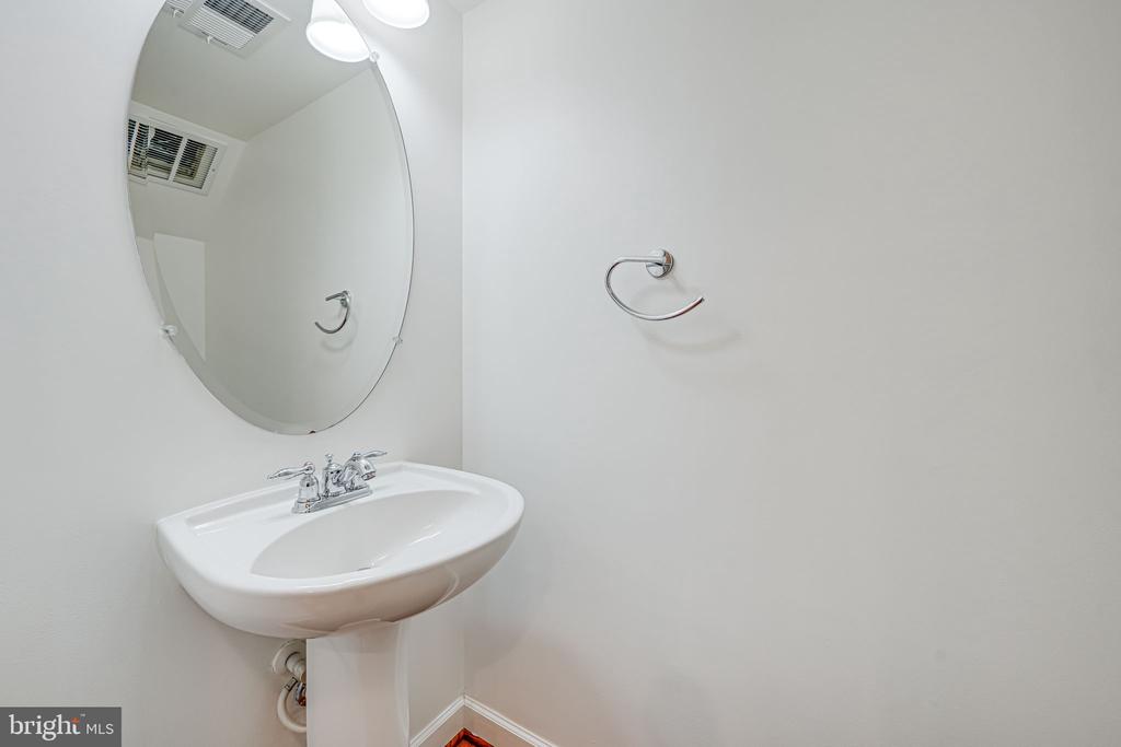 14207-A SAINT GERMAIN DR #29