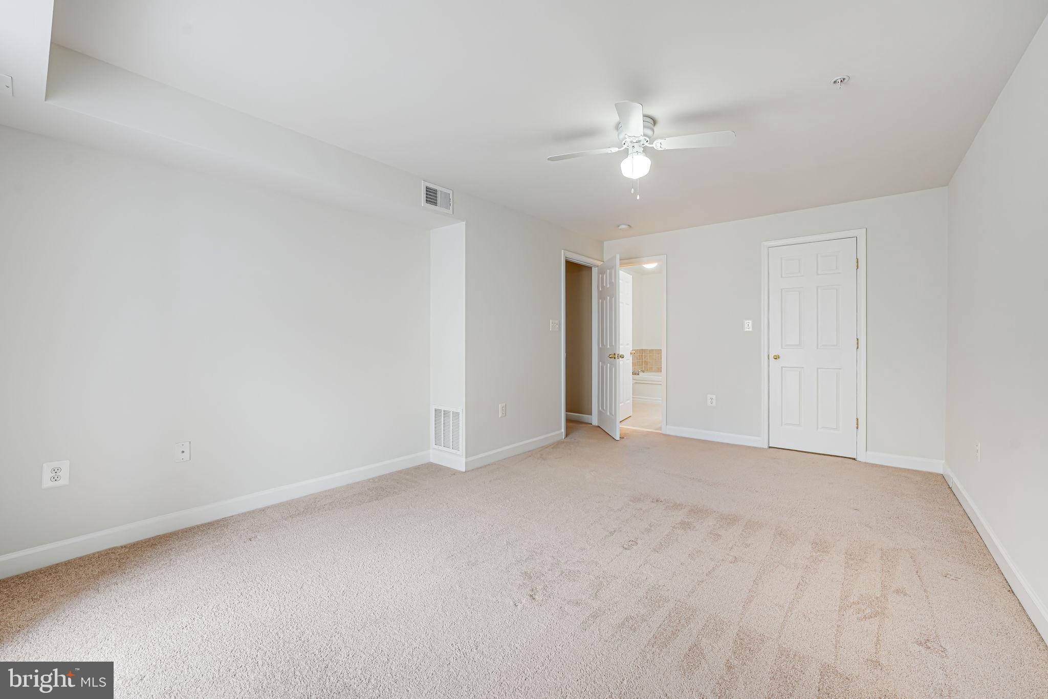 14207-A SAINT GERMAIN DR #29