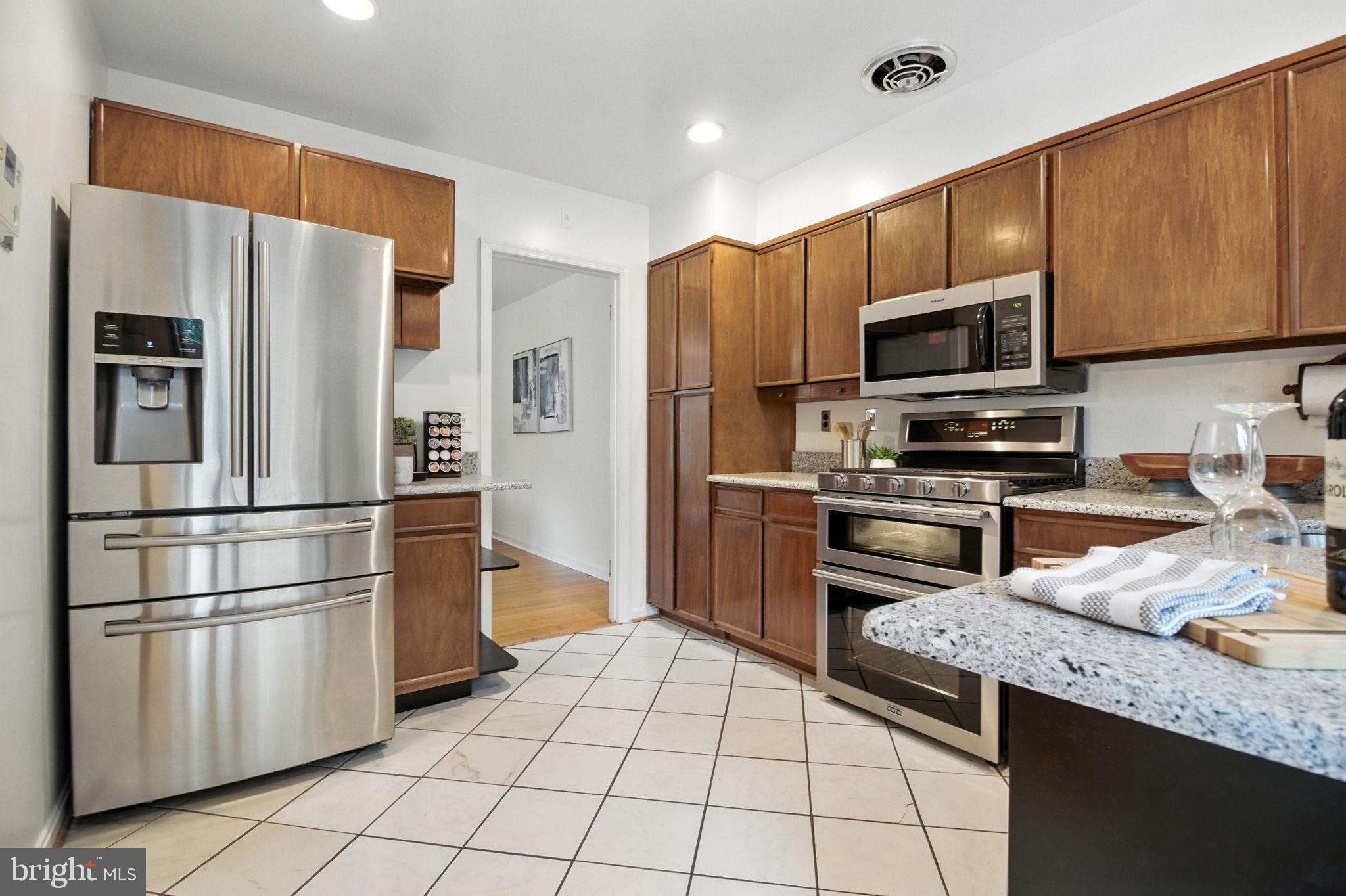 4217 WILLOW WOODS DRIVE