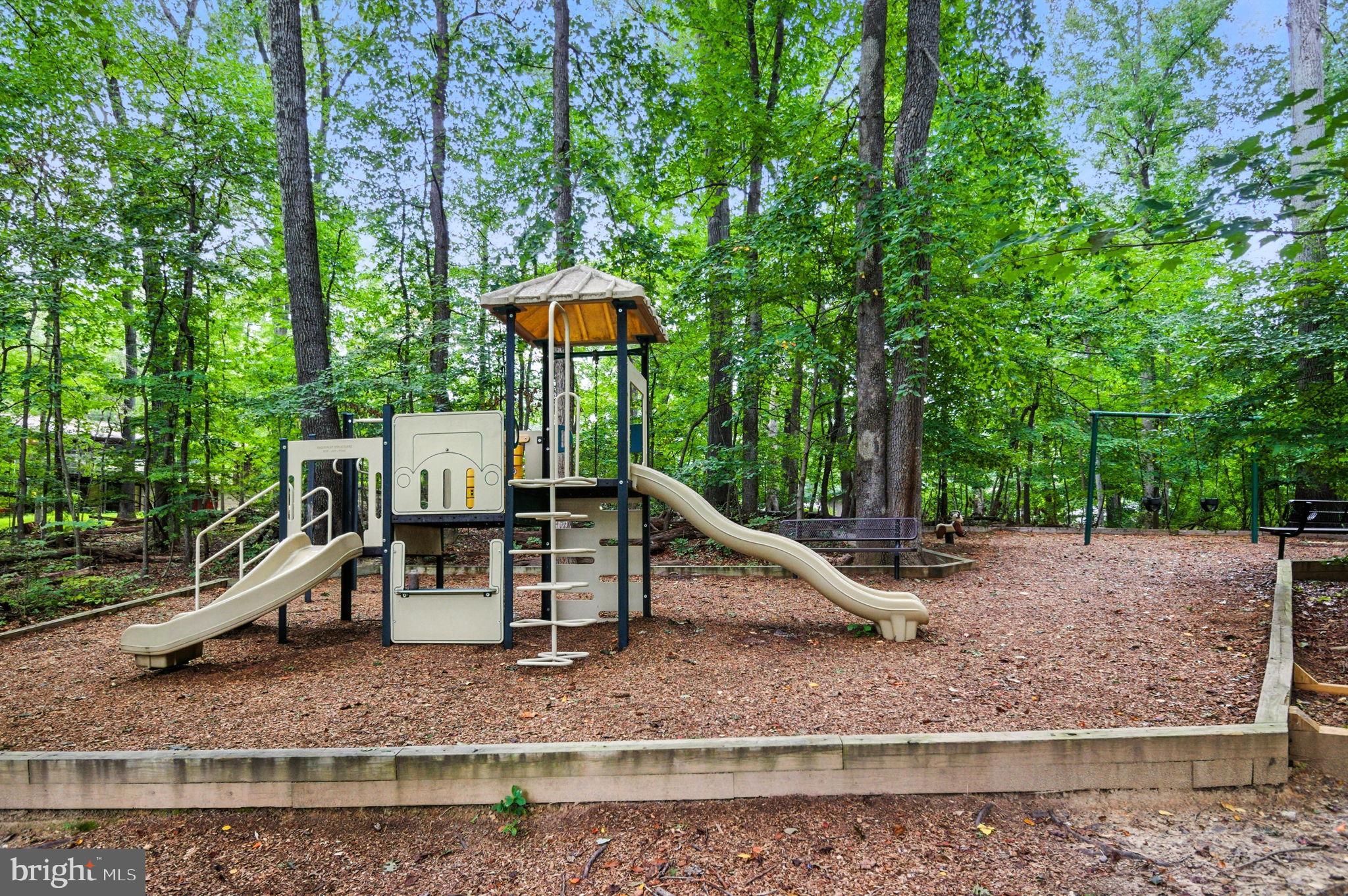 4217 WILLOW WOODS DRIVE