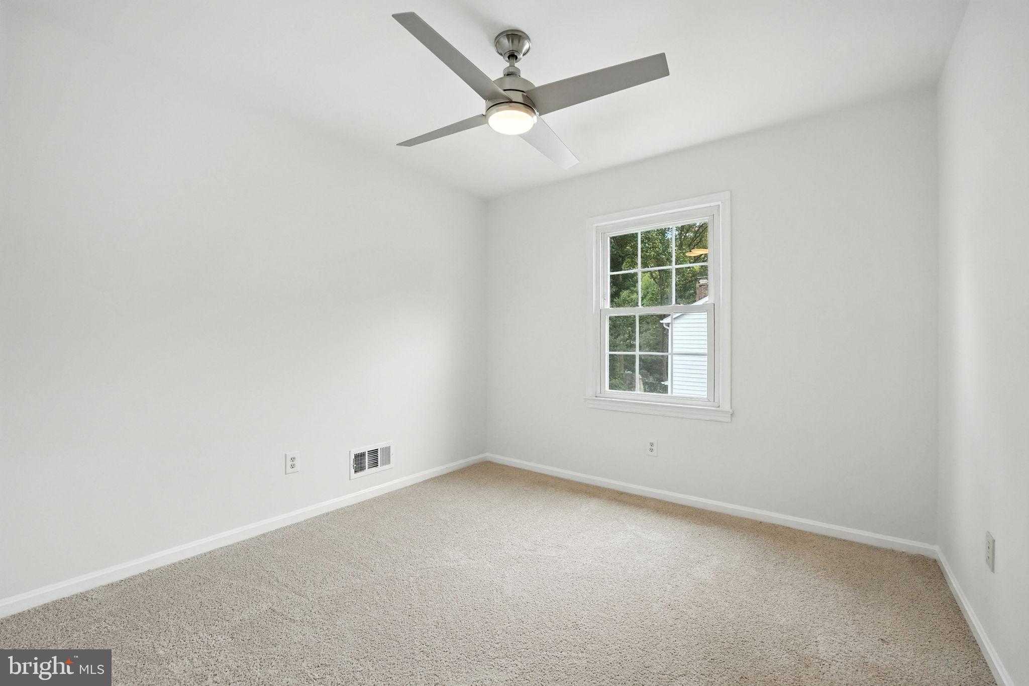 7415 BEVERLY MANOR DRIVE