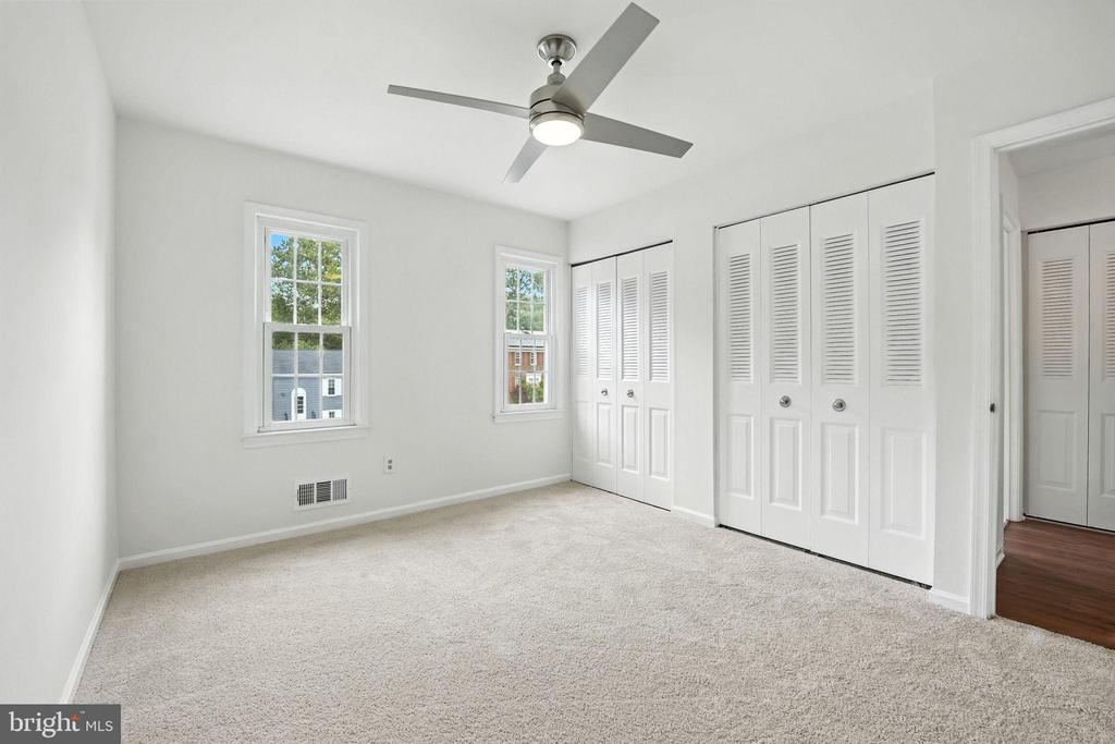 7415 BEVERLY MANOR DRIVE