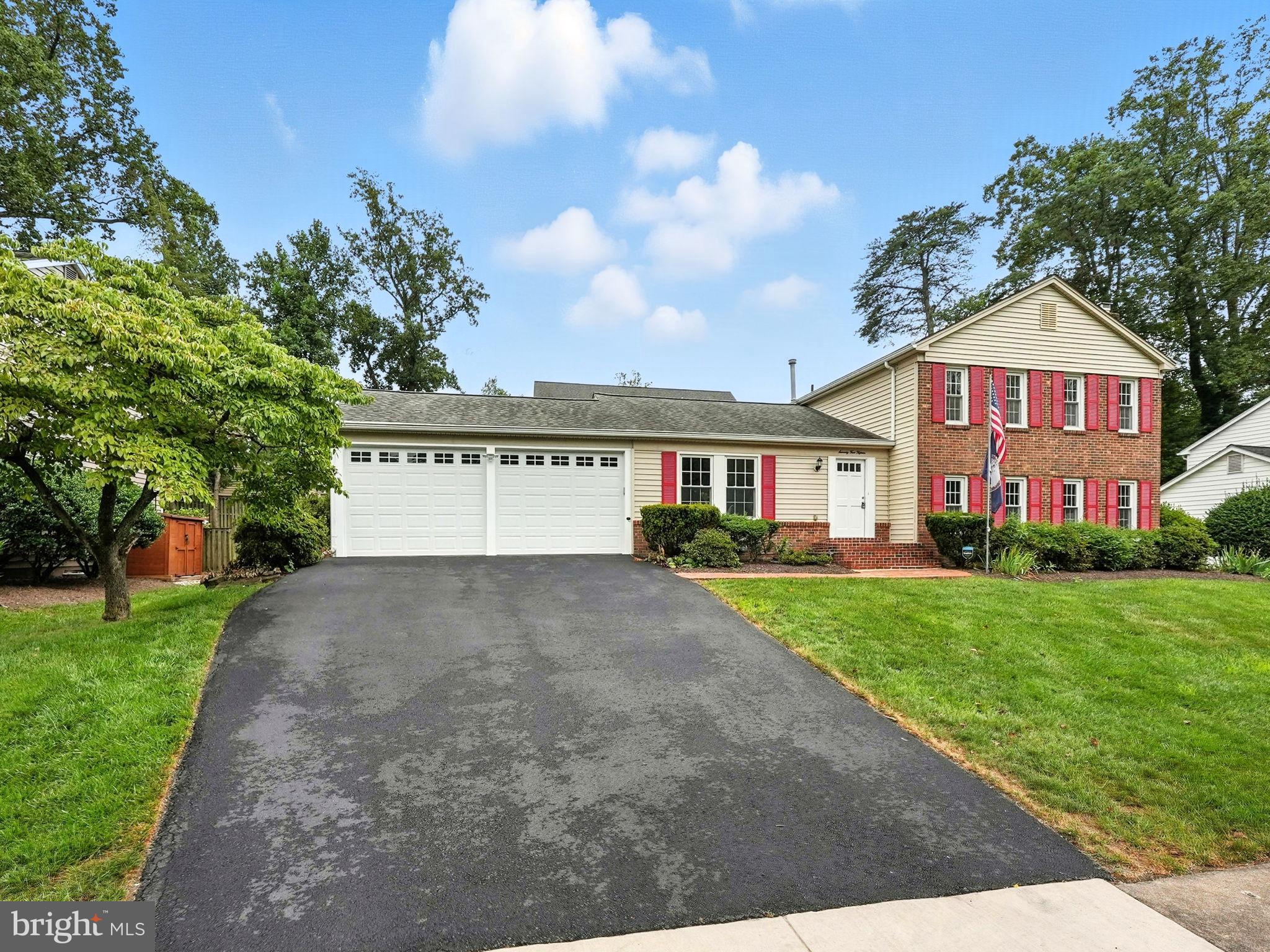 7415 BEVERLY MANOR DRIVE