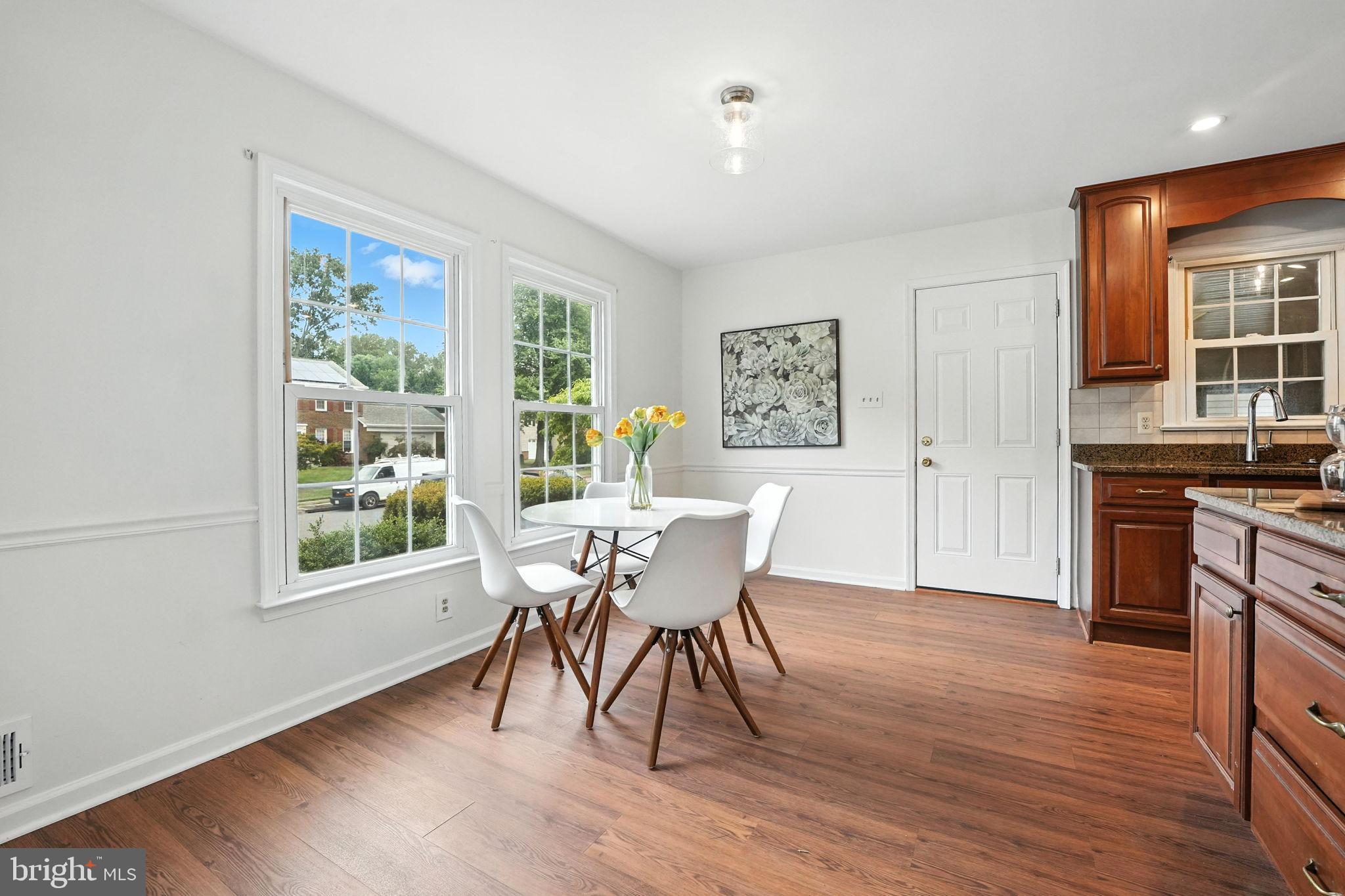 7415 BEVERLY MANOR DRIVE