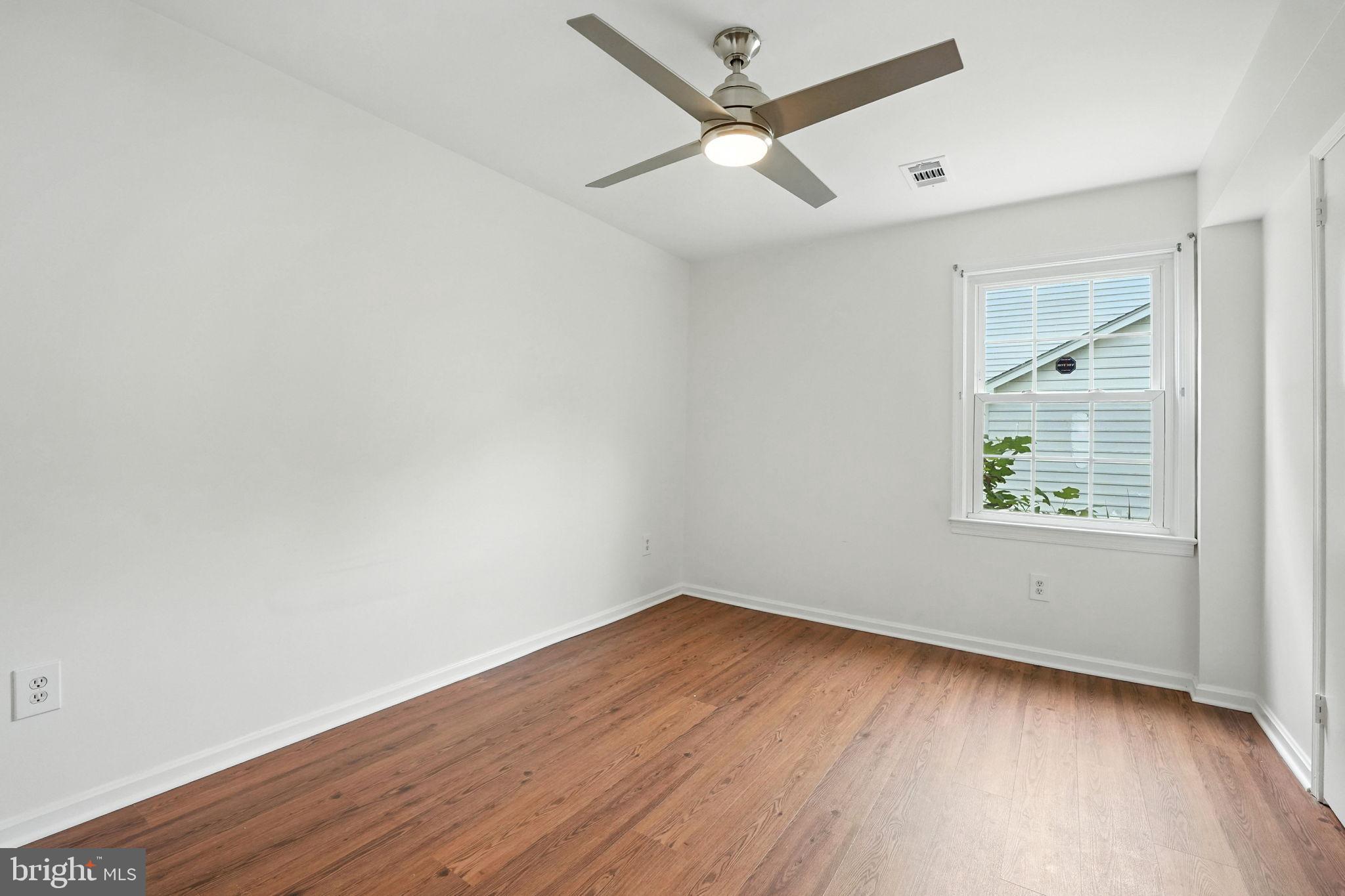 7415 BEVERLY MANOR DRIVE