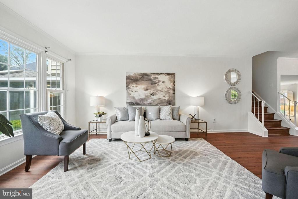 7415 BEVERLY MANOR DRIVE