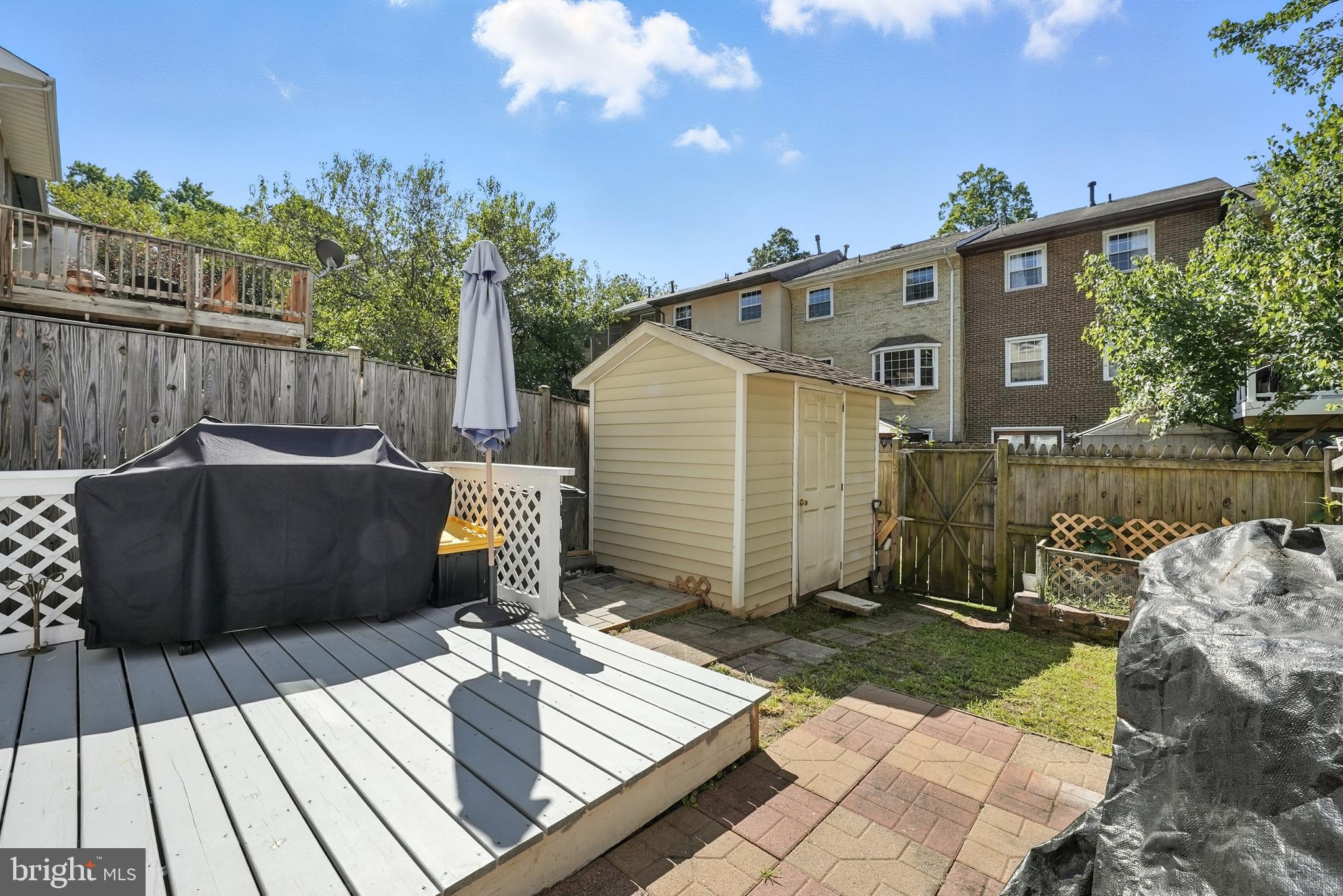 14727 BENTLEY SQUARE