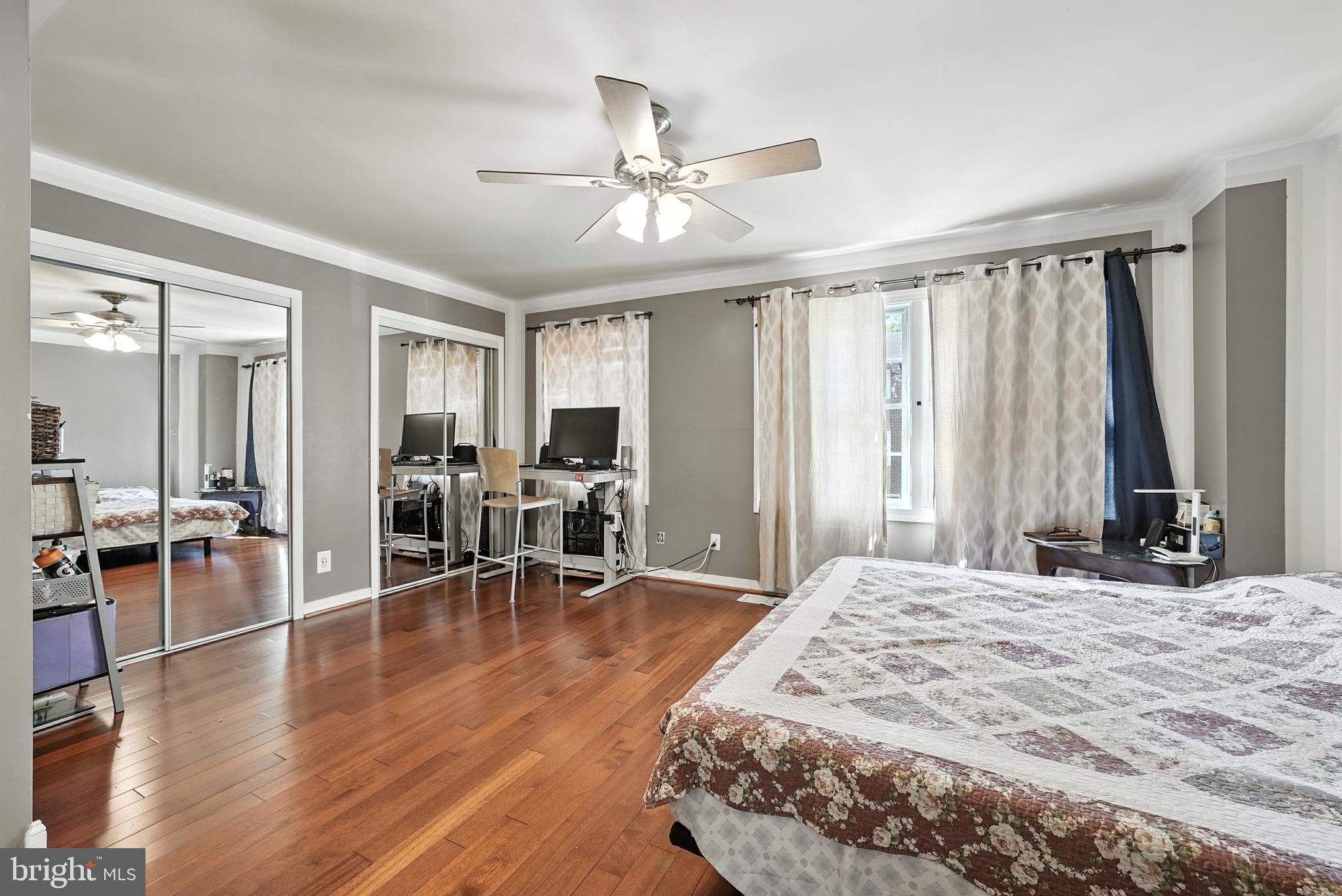 14727 BENTLEY SQUARE