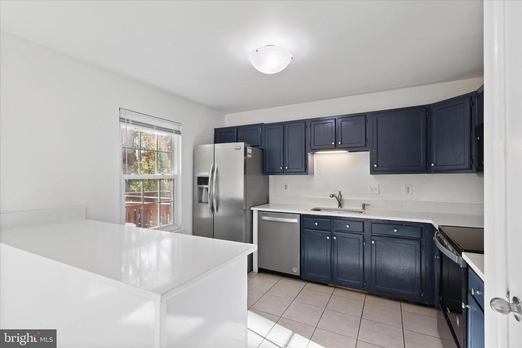 5817 WATERDALE COURT