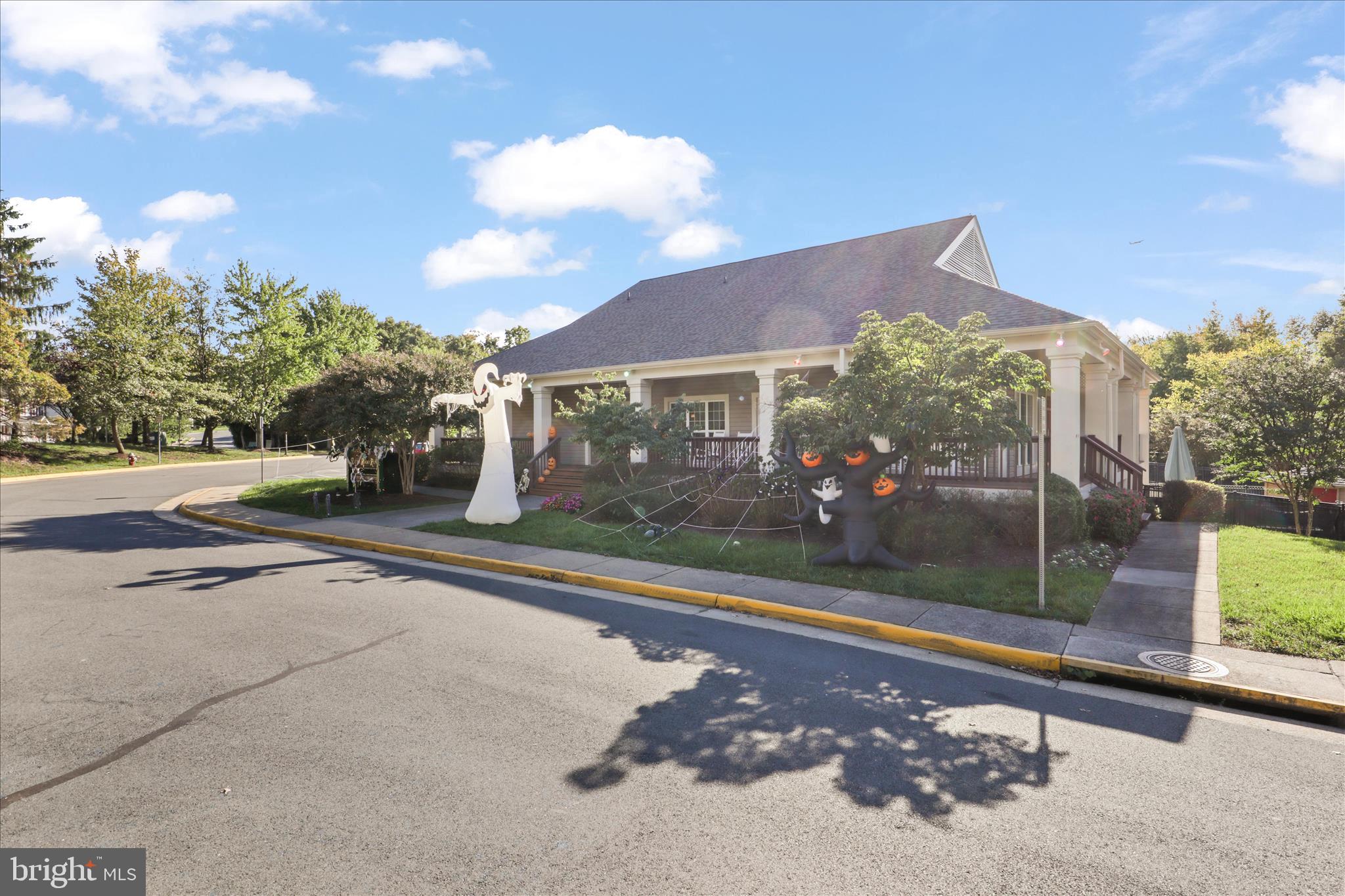 5817 WATERDALE COURT