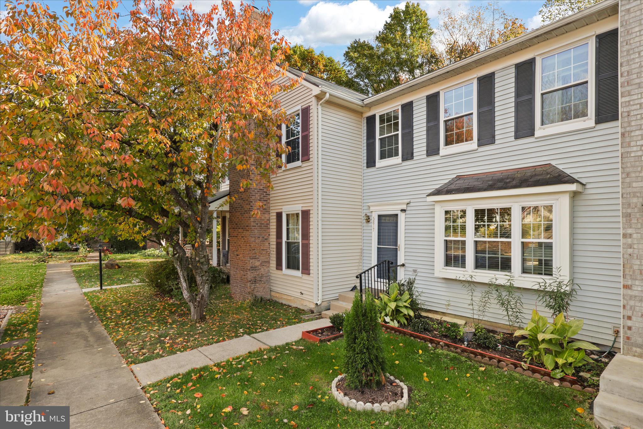 5817 WATERDALE COURT