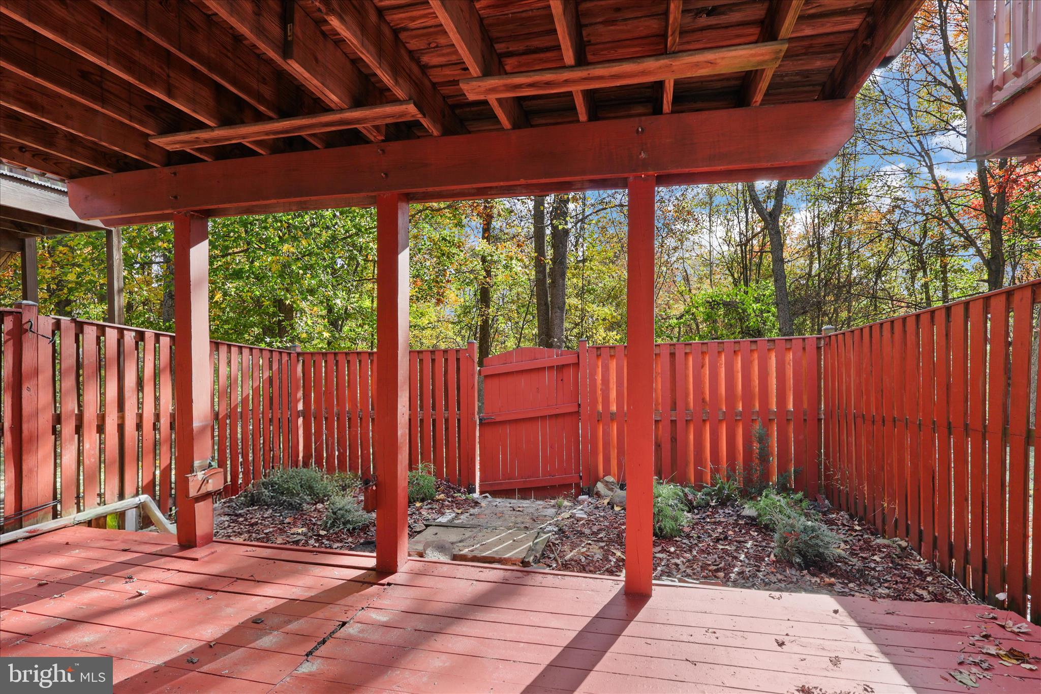 5817 WATERDALE COURT