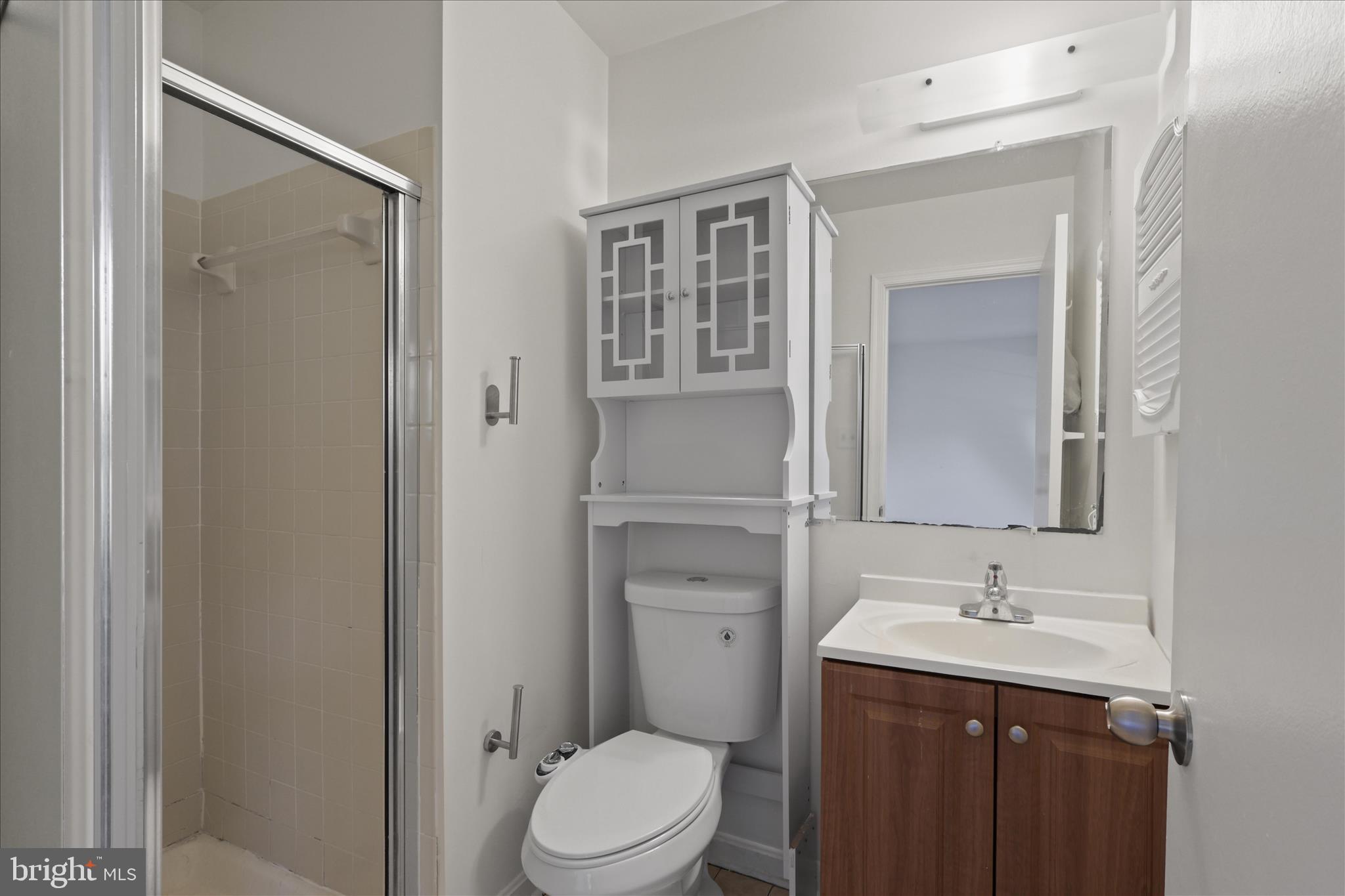 5817 WATERDALE COURT