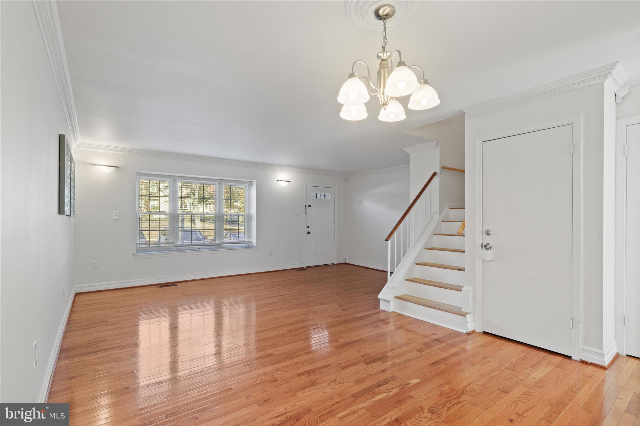 5817 WATERDALE COURT