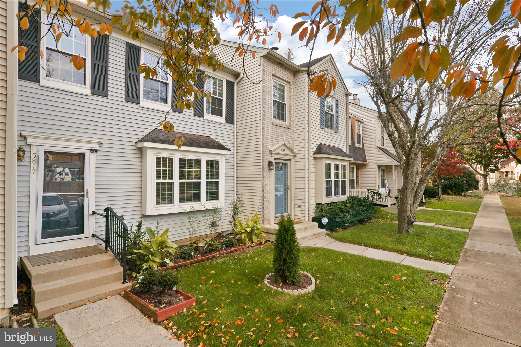 5817 WATERDALE COURT