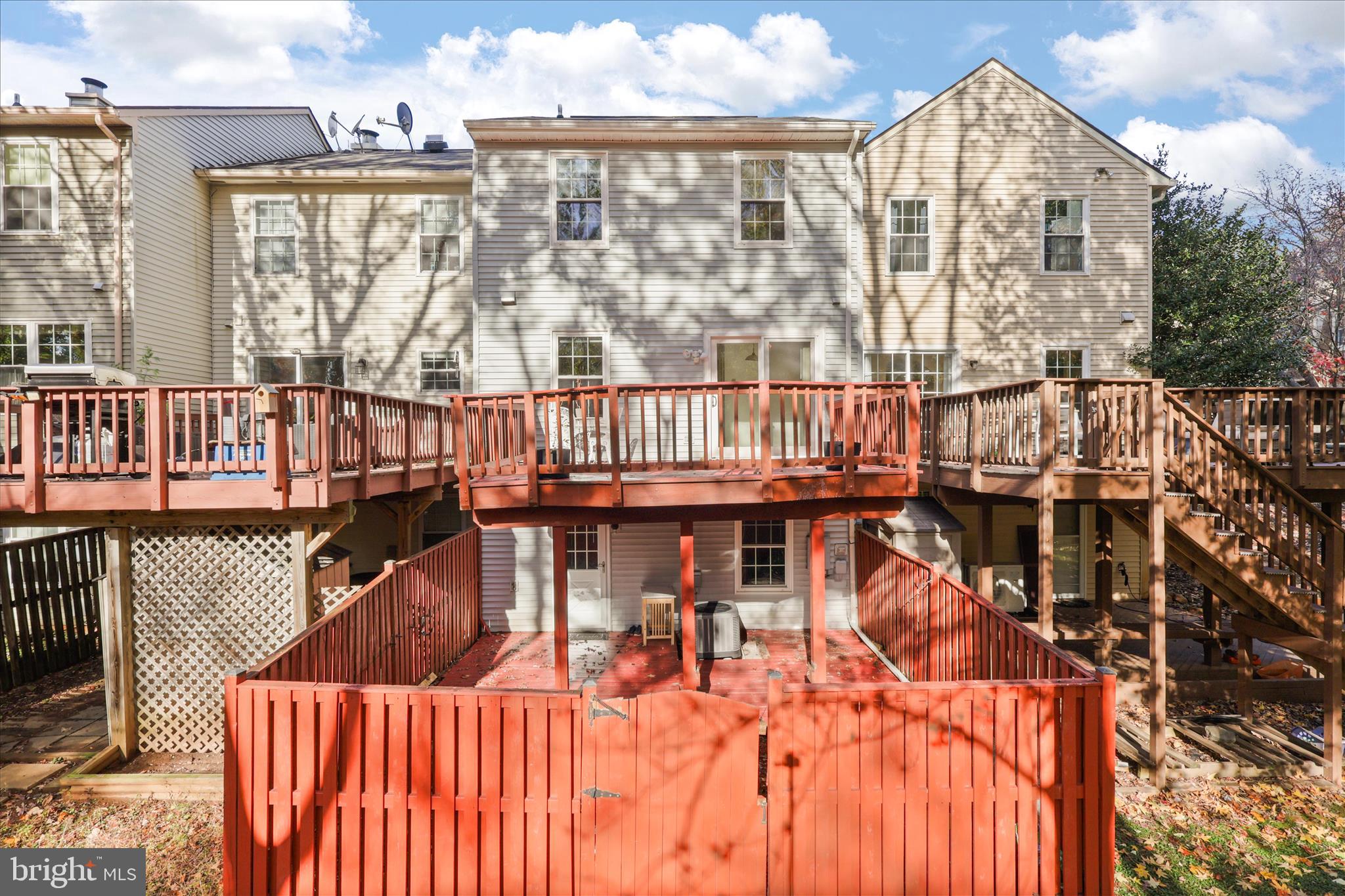 5817 WATERDALE COURT