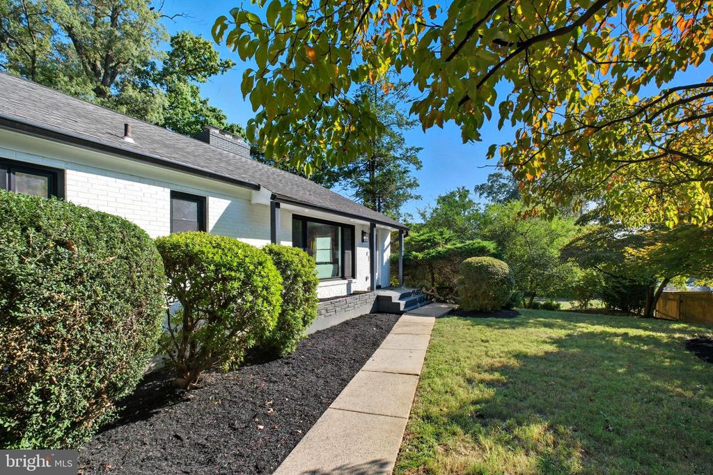 2539 GALLOWS ROAD