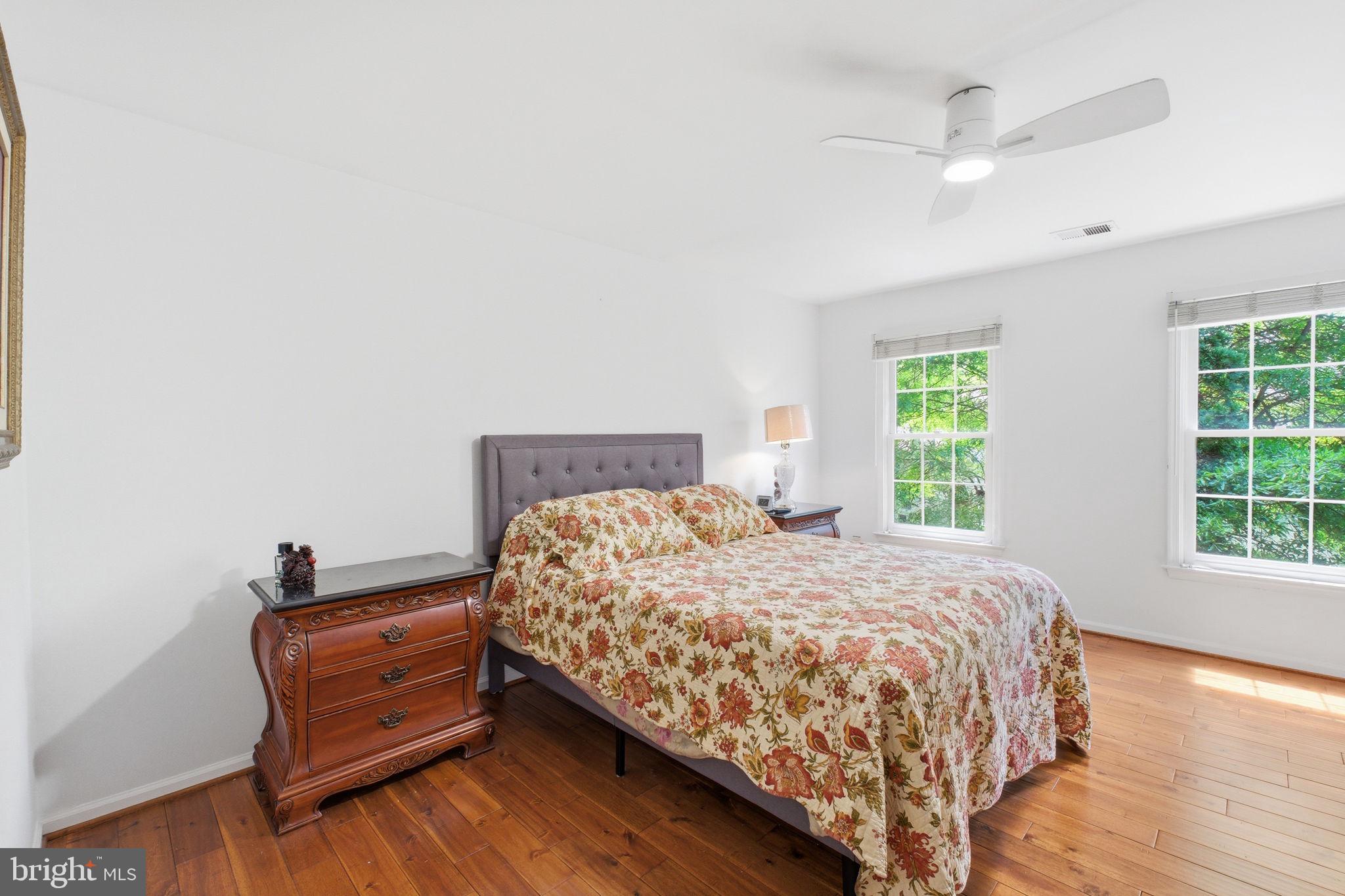 8005 HEDGEWOOD COURT