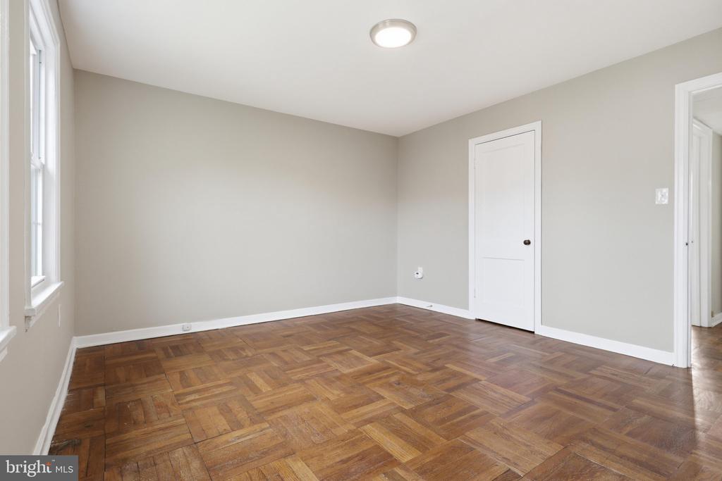 6628 E WAKEFIELD DRIVE E Unit: C1