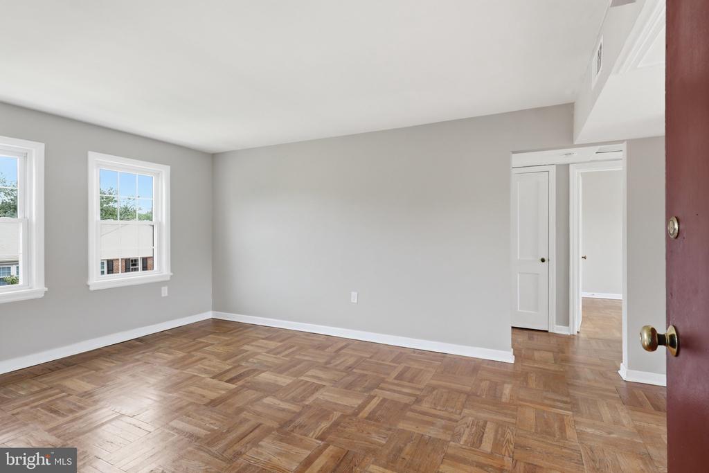 6628 E WAKEFIELD DRIVE E Unit: C1