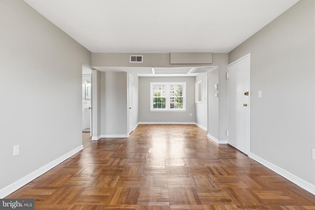 6628 E WAKEFIELD DRIVE E Unit: C1