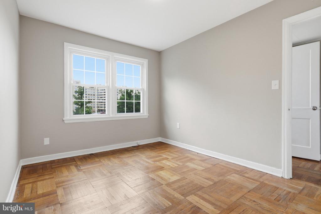 6628 E WAKEFIELD DRIVE E Unit: C1
