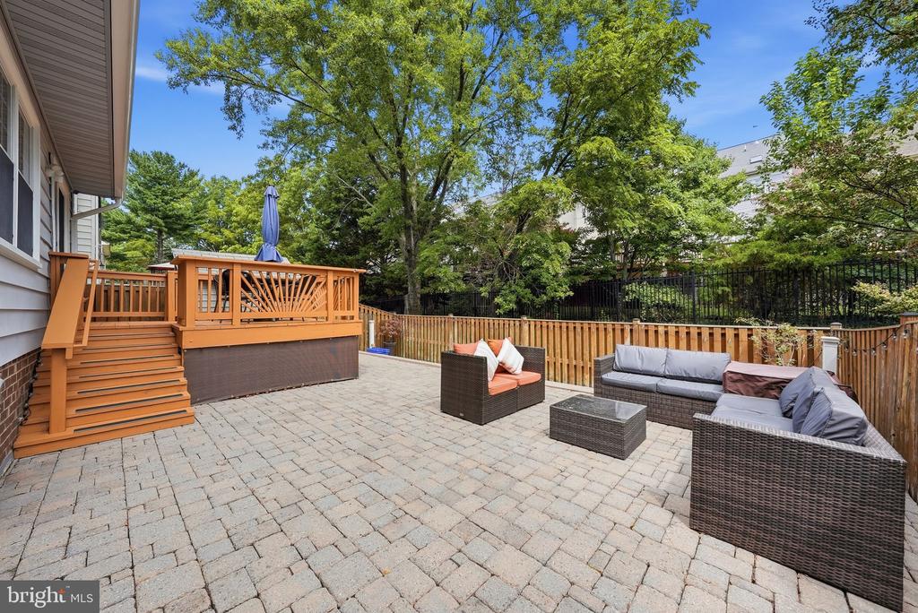 6511 CHINA GROVE COURT