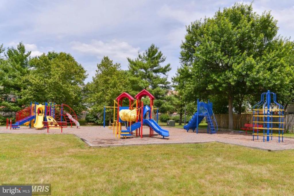 6511 CHINA GROVE COURT
