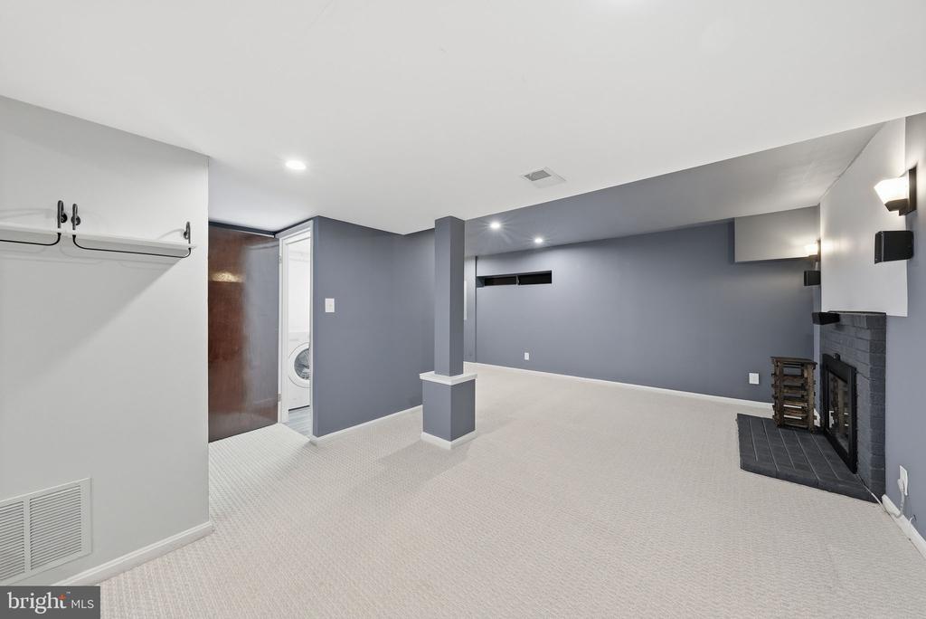 6511 CHINA GROVE COURT