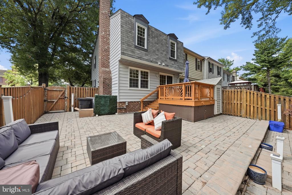 6511 CHINA GROVE COURT