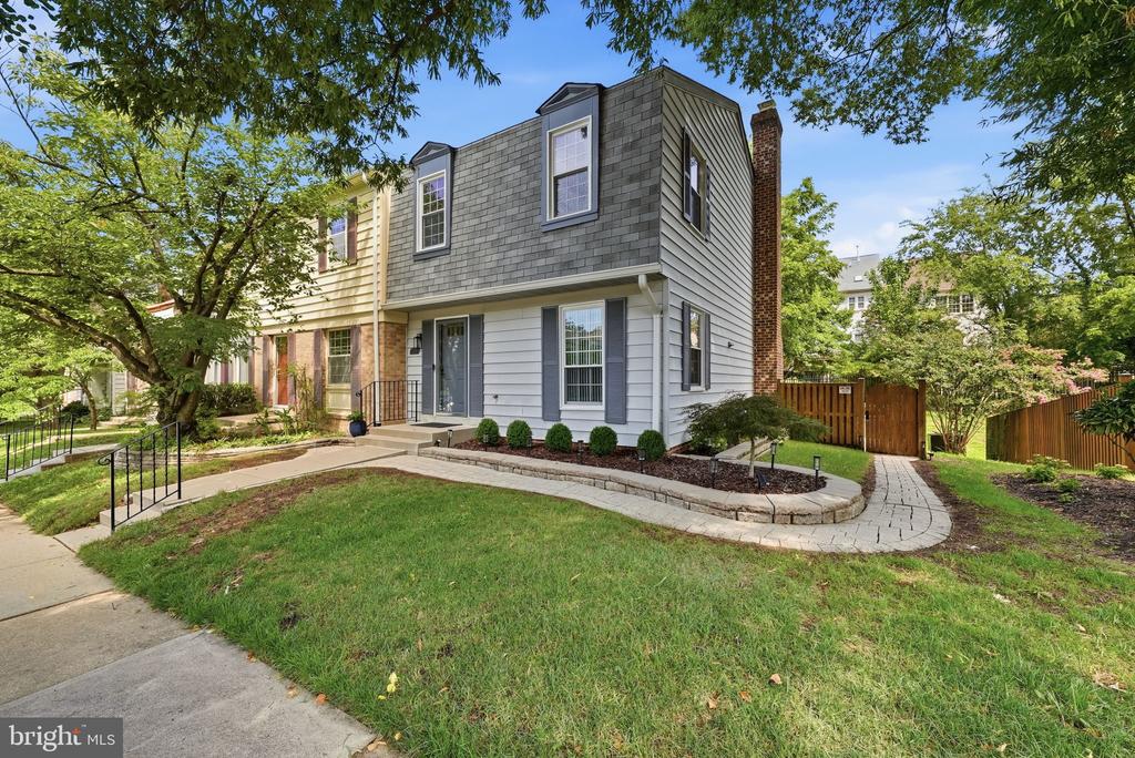 6511 CHINA GROVE COURT