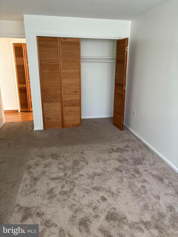 4410 BRIARWOOD COURT N Unit: 13
