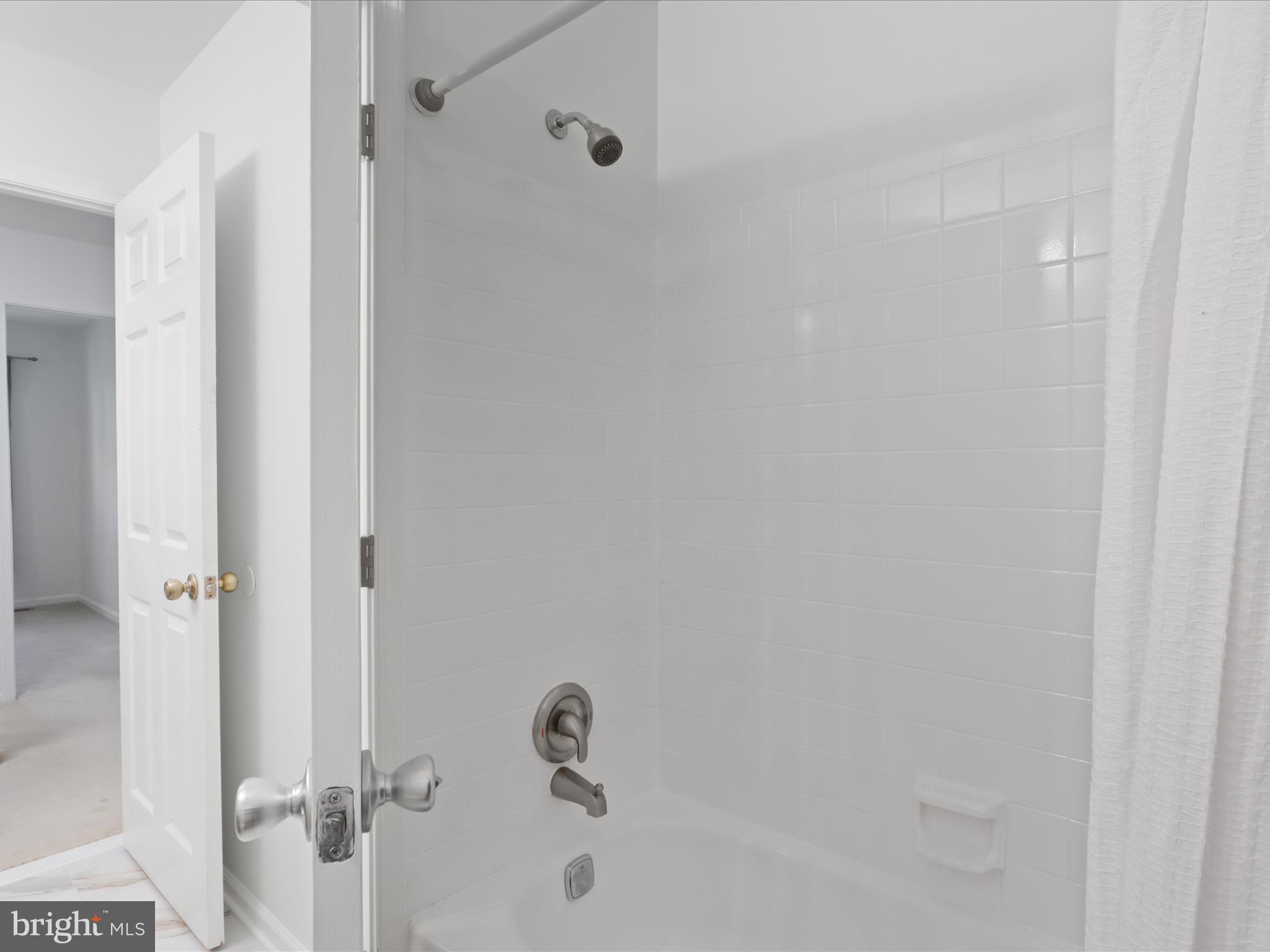 15414 Silvan Glen Dr