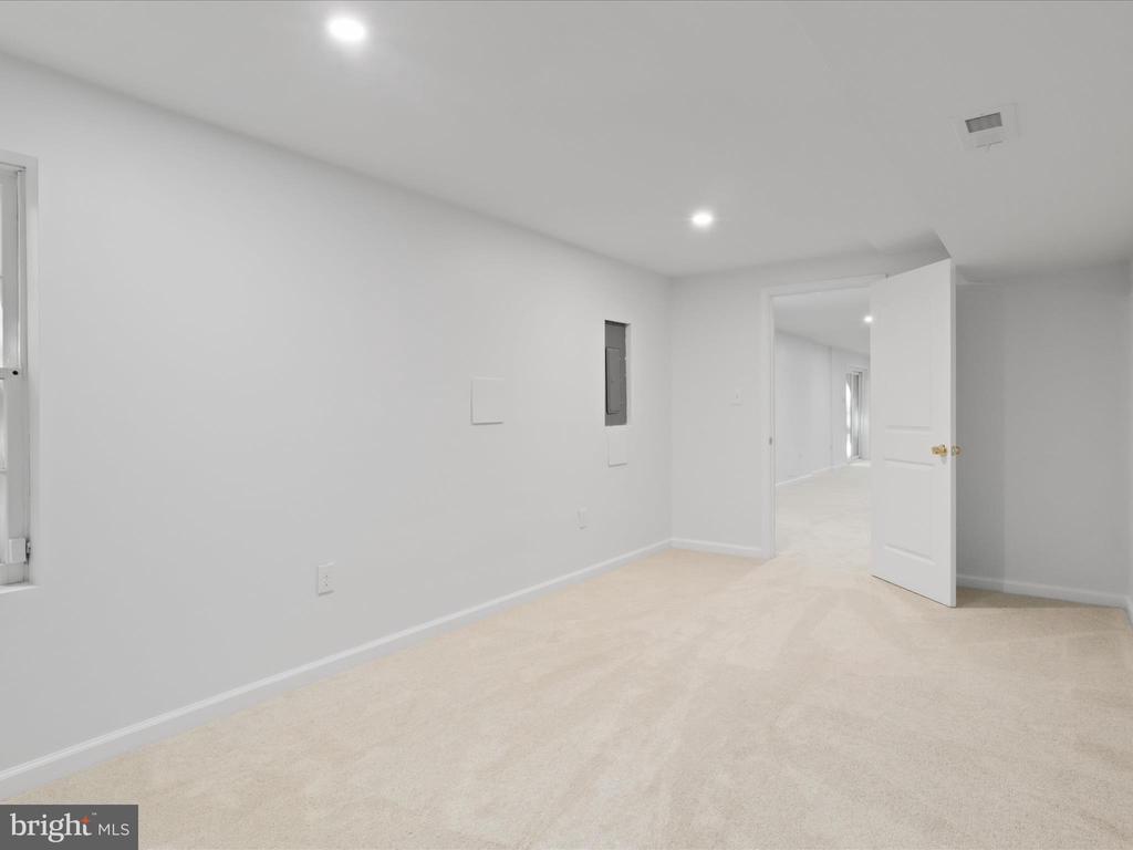 15414 Silvan Glen Dr