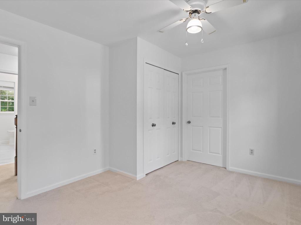 15414 Silvan Glen Dr