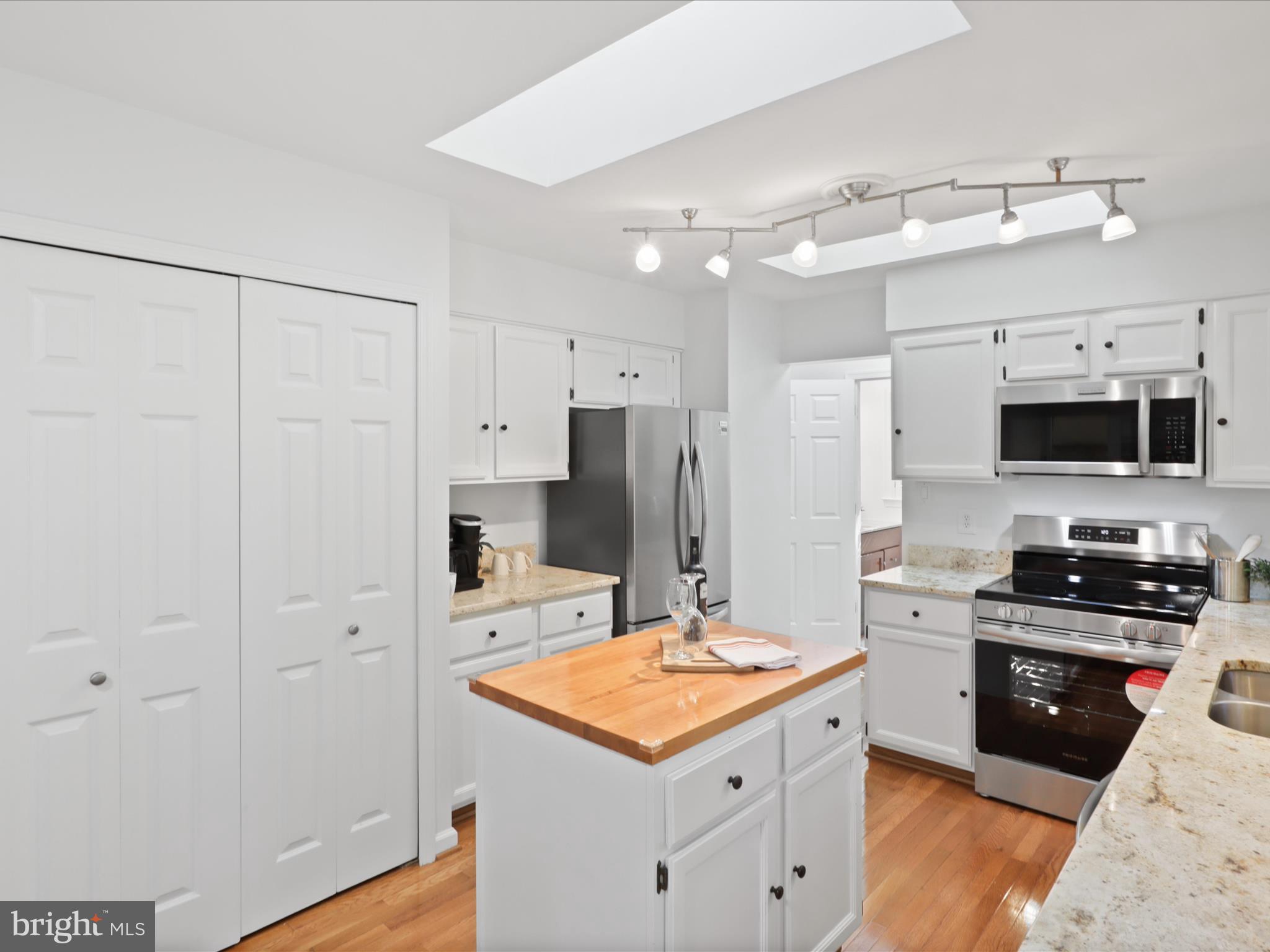 15414 Silvan Glen Dr