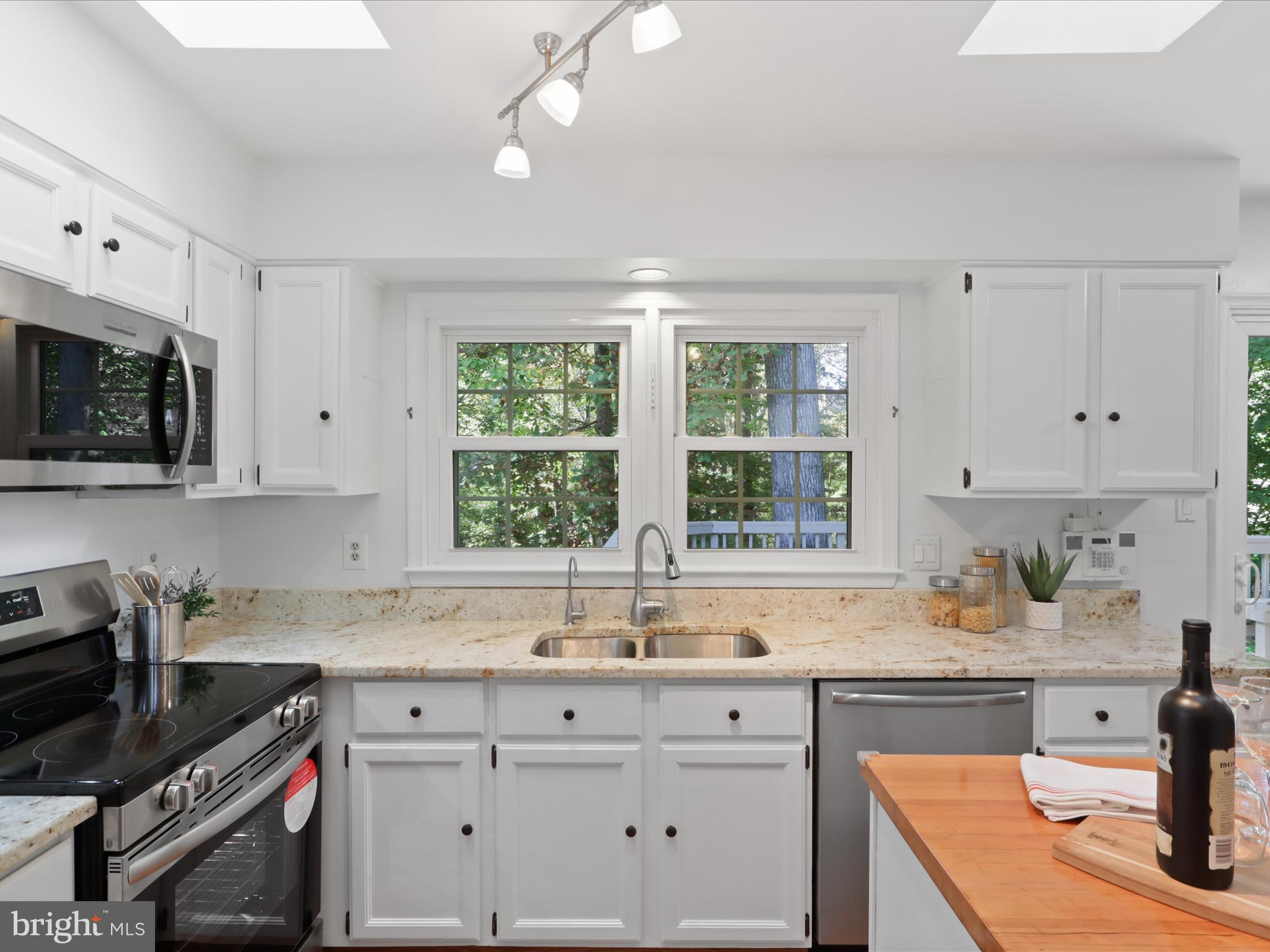 15414 Silvan Glen Dr