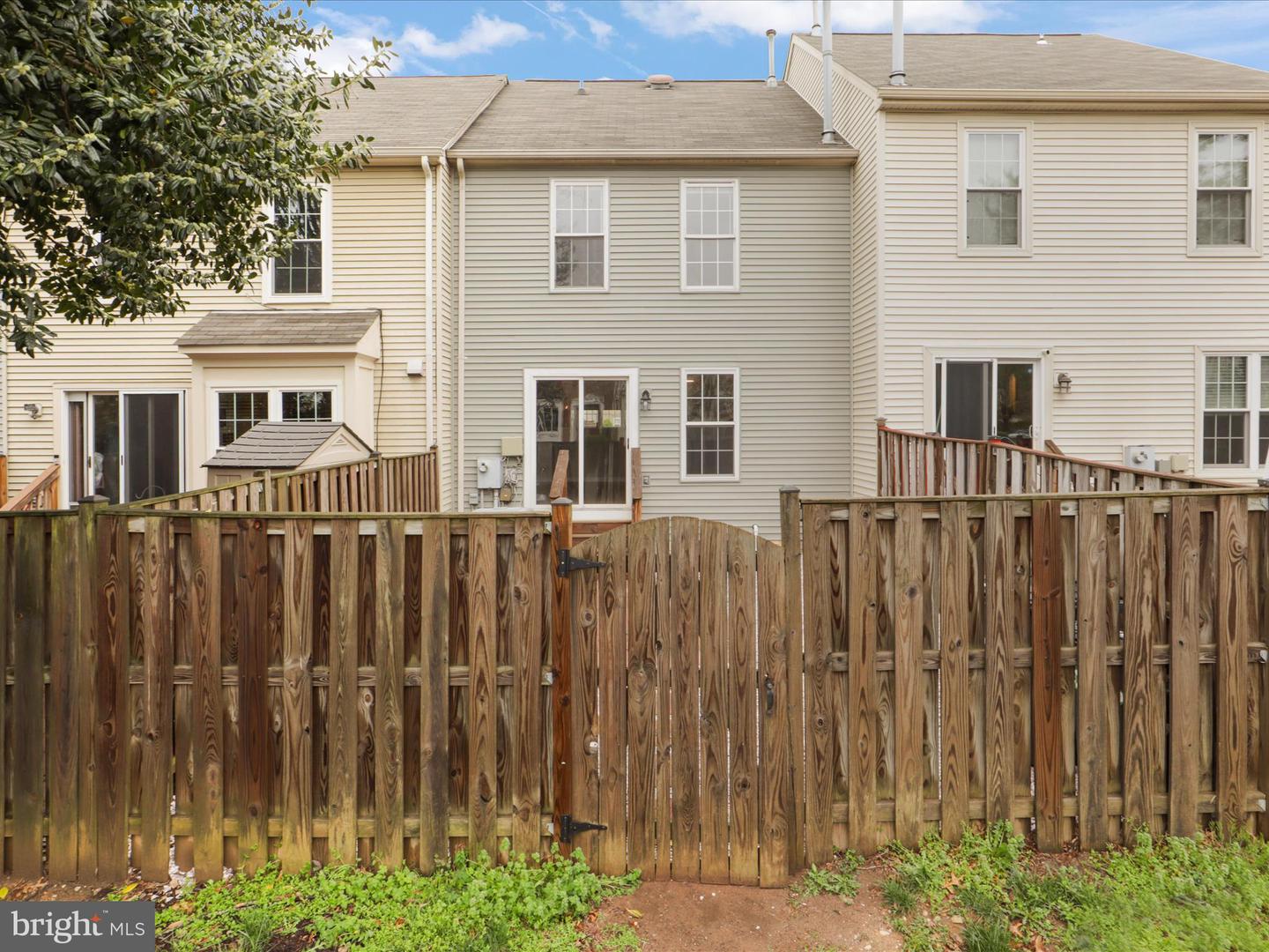 12893 HUNTERBROOK DR