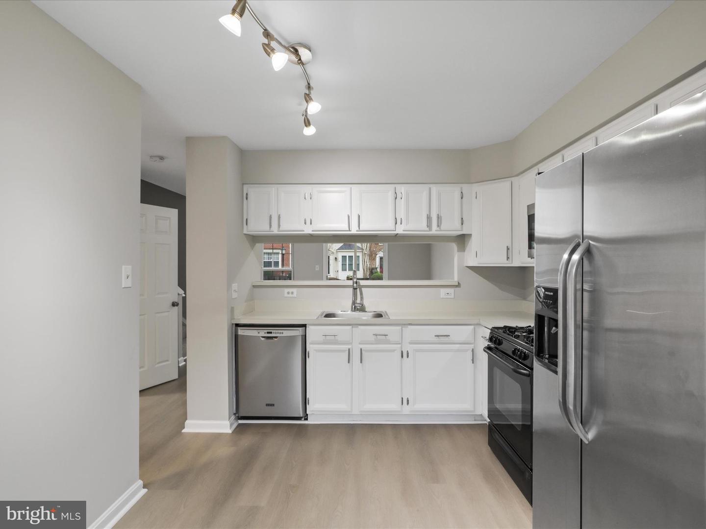 12893 HUNTERBROOK DR