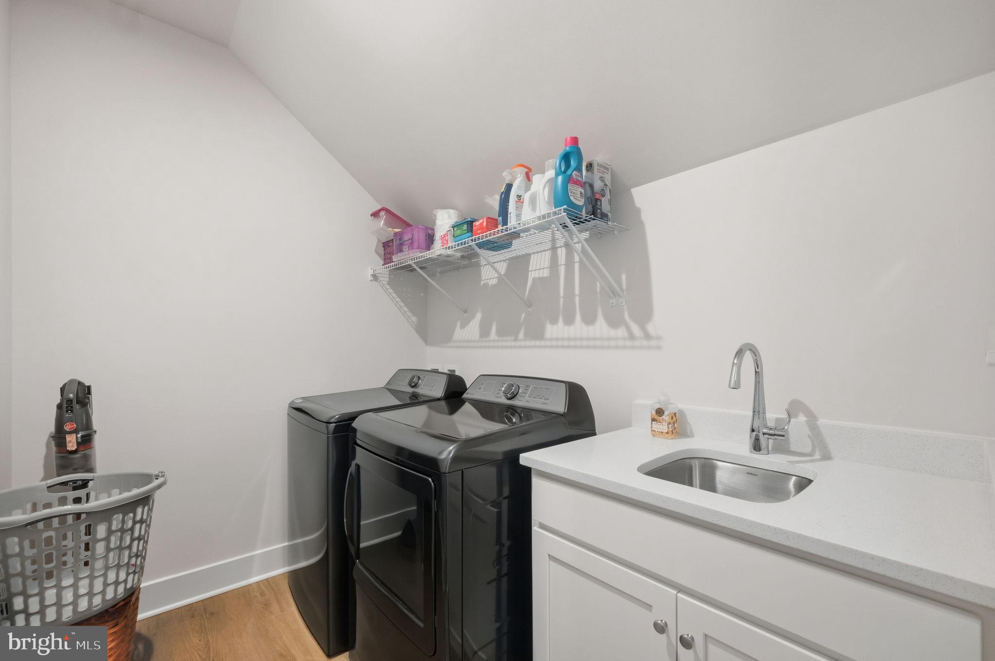 1941 SERVICEBERRY ROAD