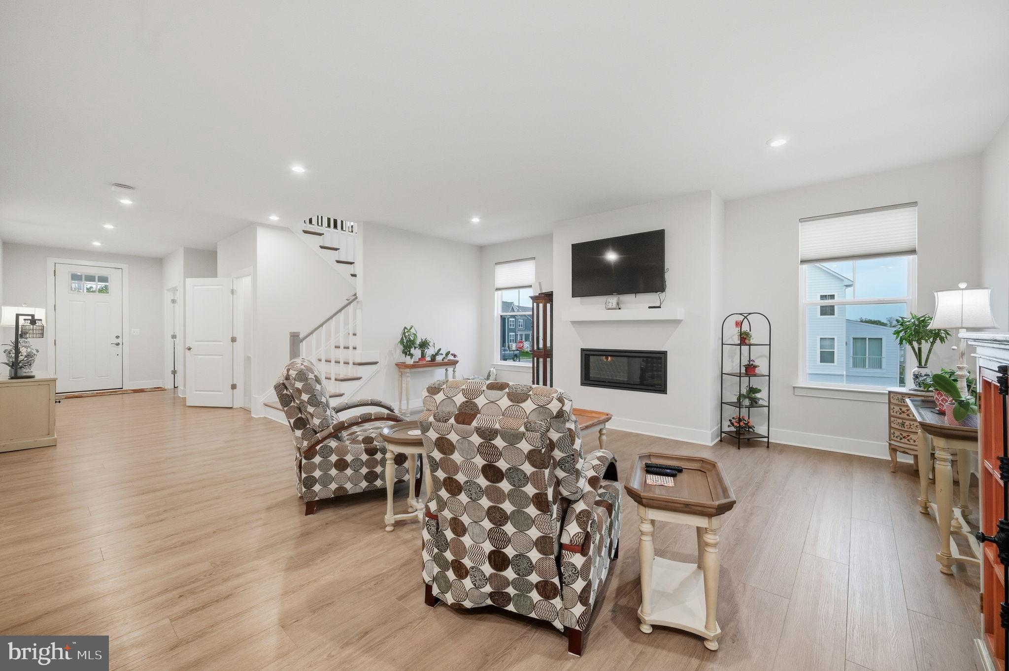 1941 SERVICEBERRY ROAD