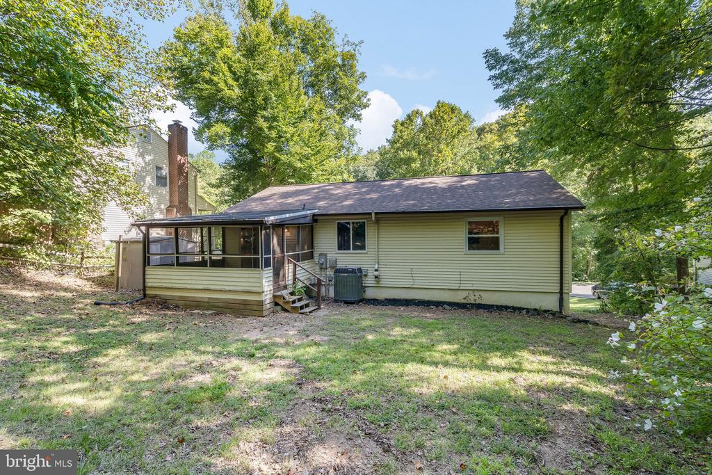 2447 Harpoon Dr