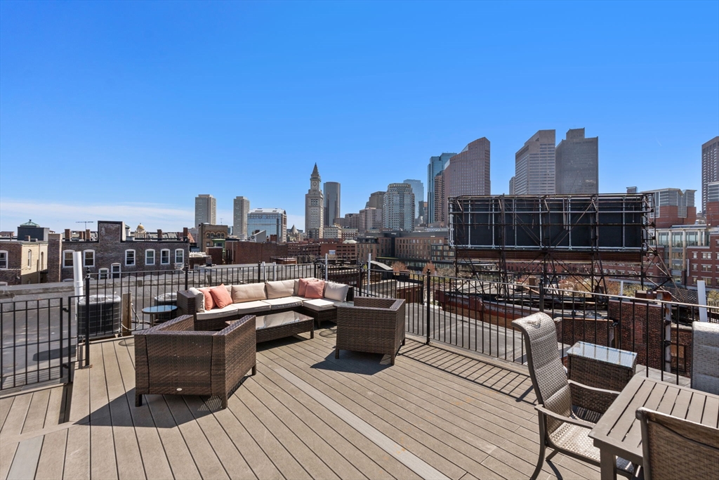 64-66 Salem St Unit: PH1