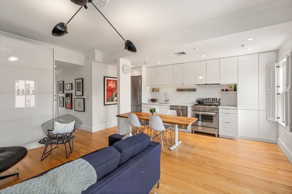 453 Massachusetts Ave # 4